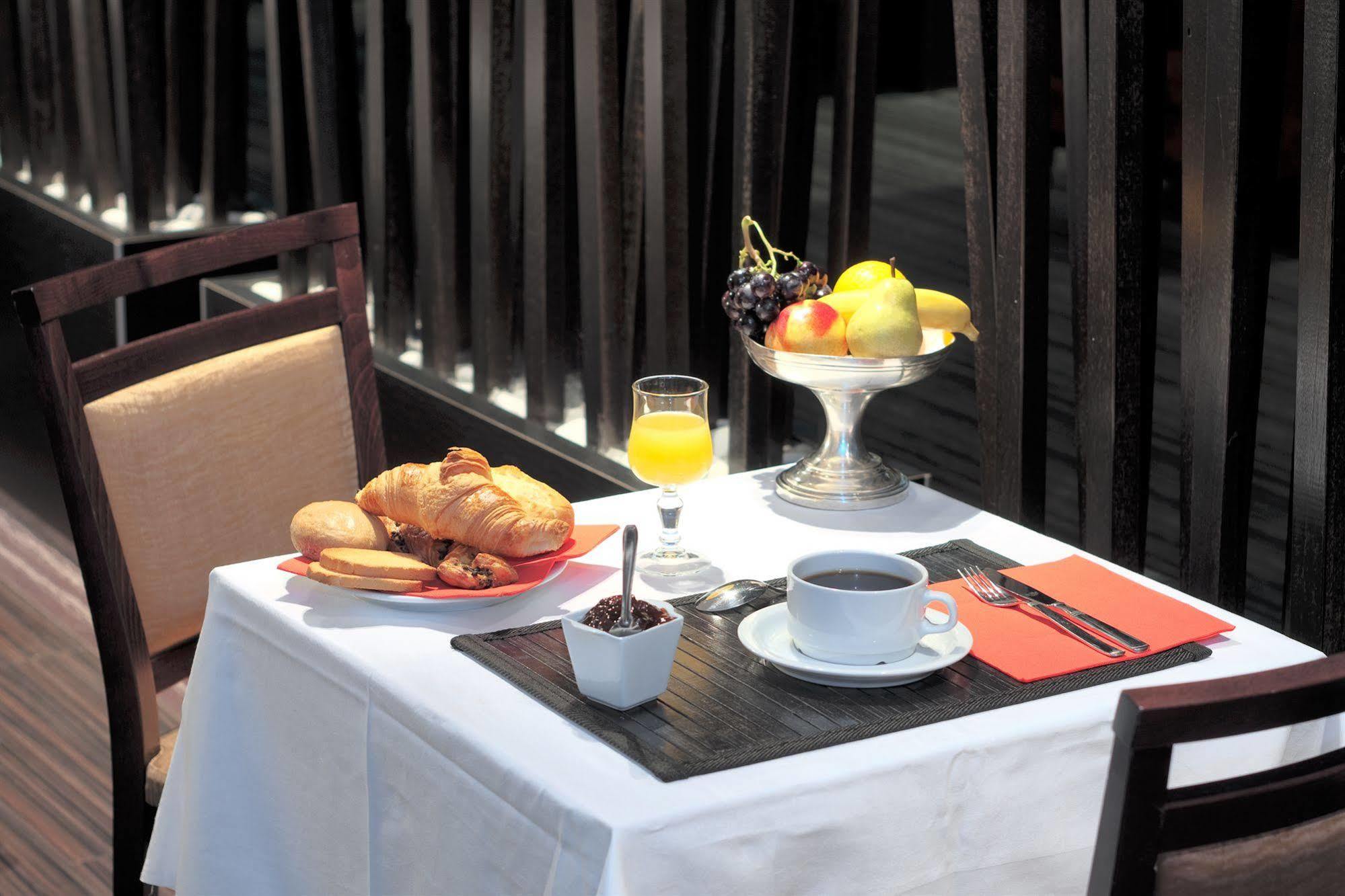 Hotel Sainte-rose 3*